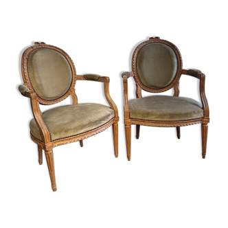 Pair of Louis 17th century convertible armchairs