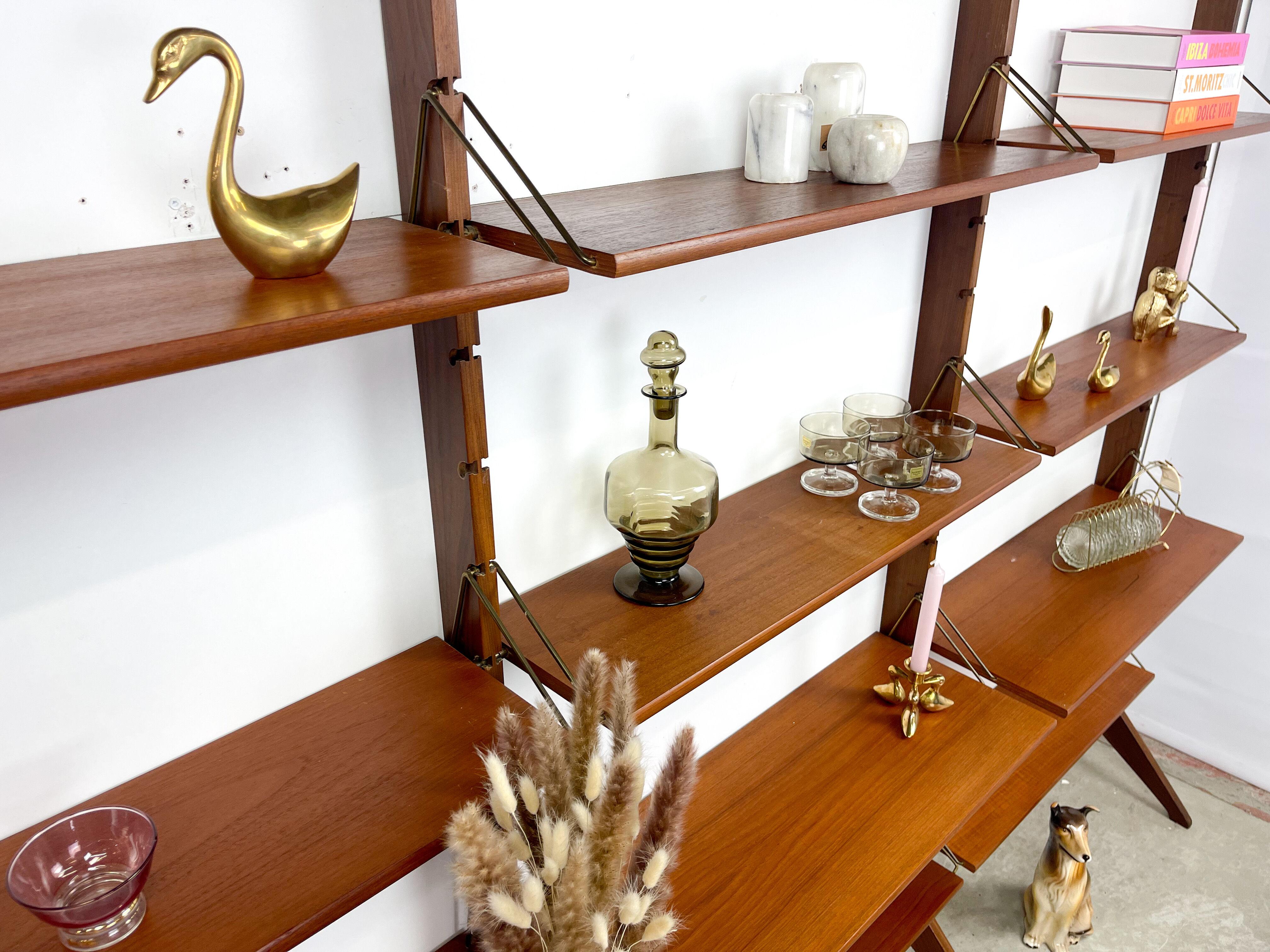 Armoire murale scandinave Blindheim Møbelfabrik