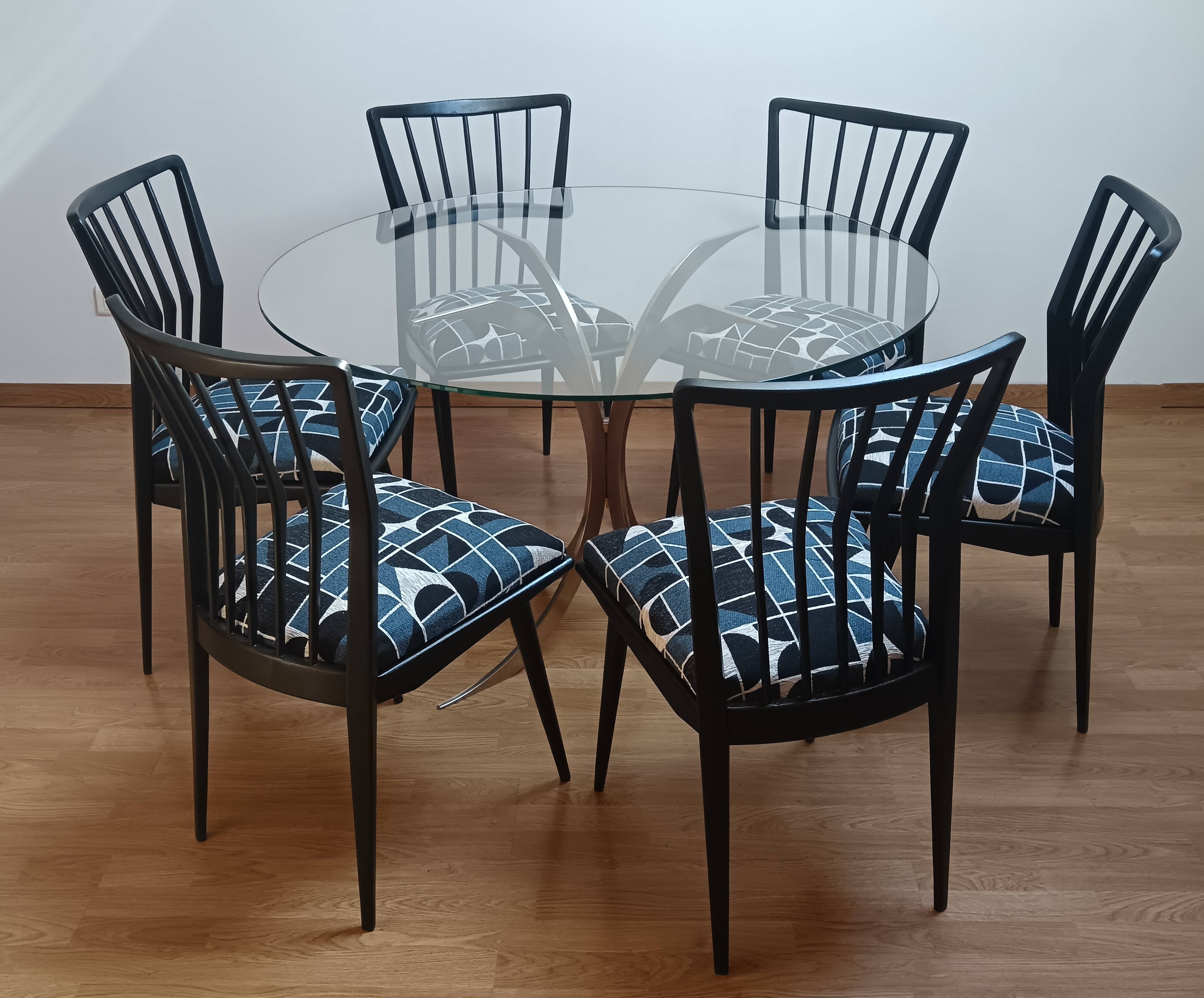 Rare 1970s round glass table