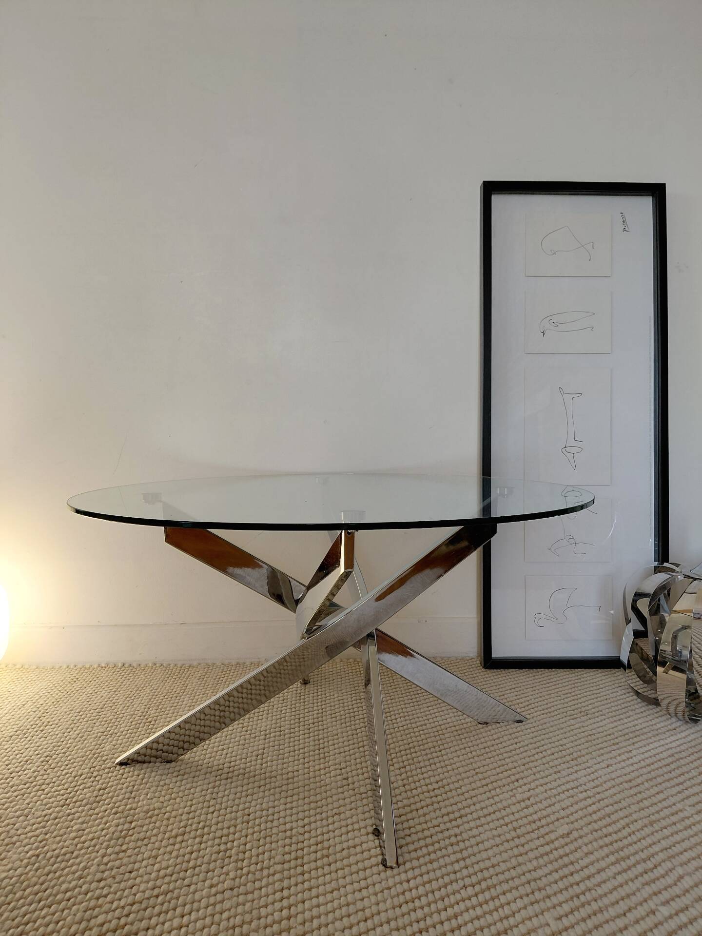 Table basse ronde Space Age acier chromé, verre, piètement hélice 70s
