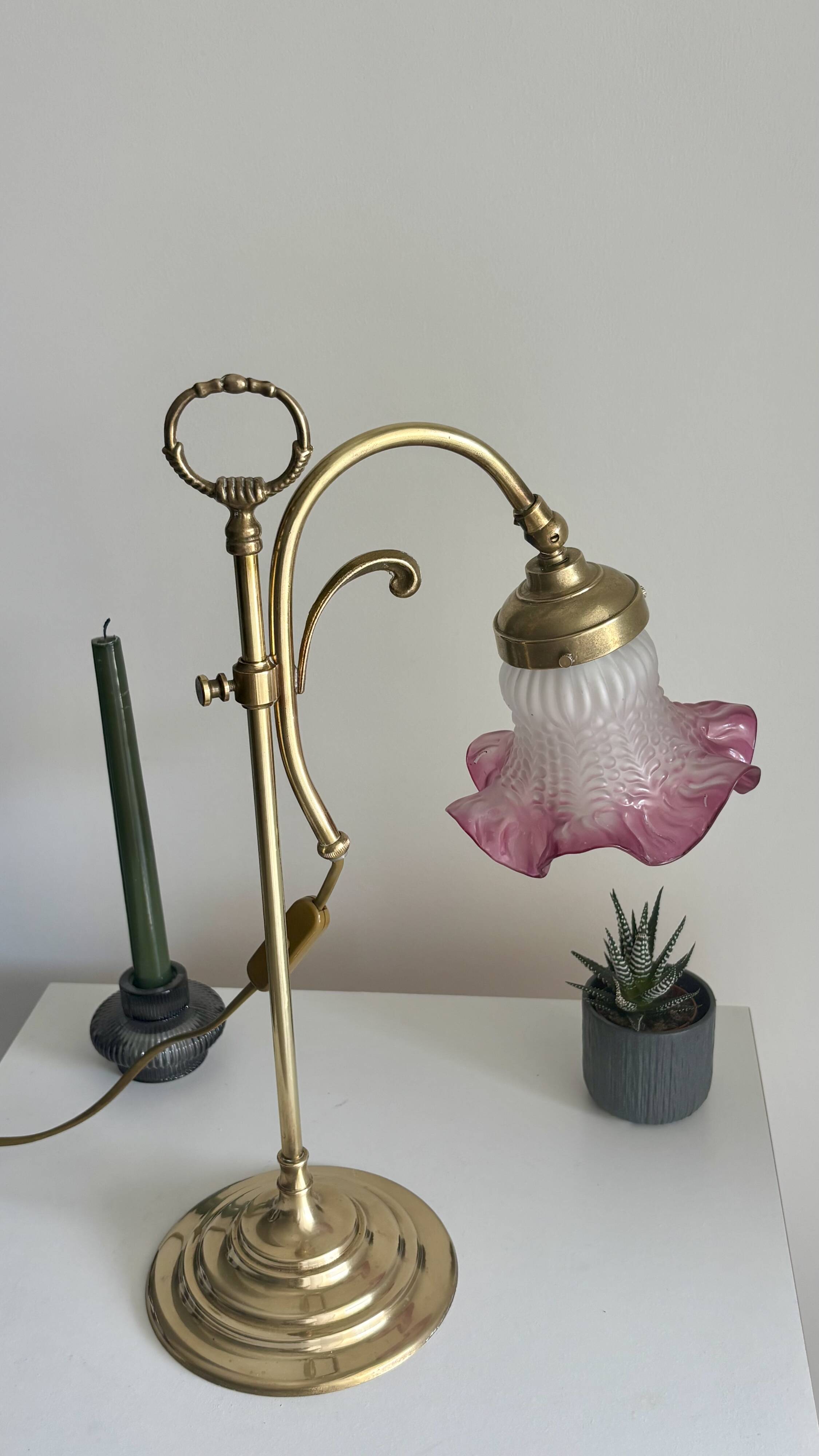 Art Nouveau style lamp in gilded brass and pink opaline tulip