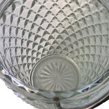 Ice cube or ice bucket