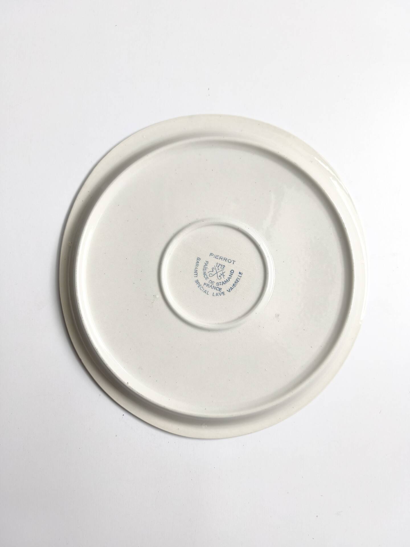 Vintage plate Gien France model Pierrot blue star decoration