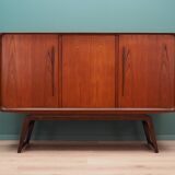 Buffet haut en teck, design danois, années 1960