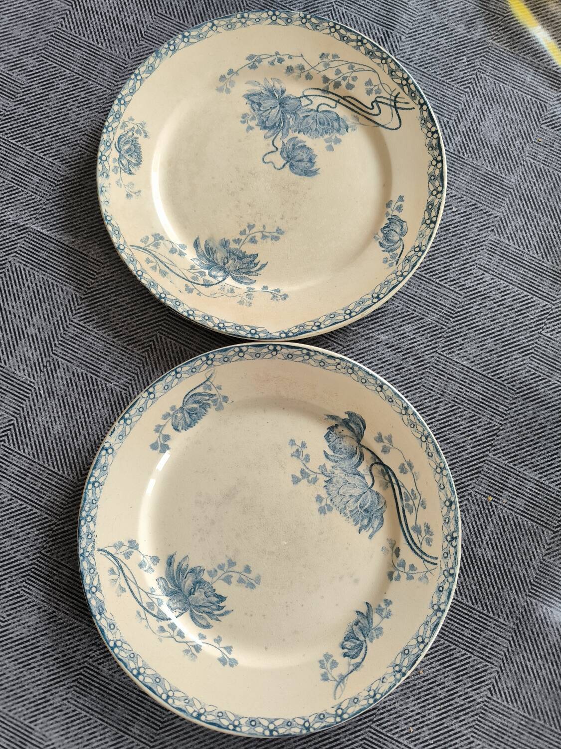 Royat dessert plates Sarreguemines