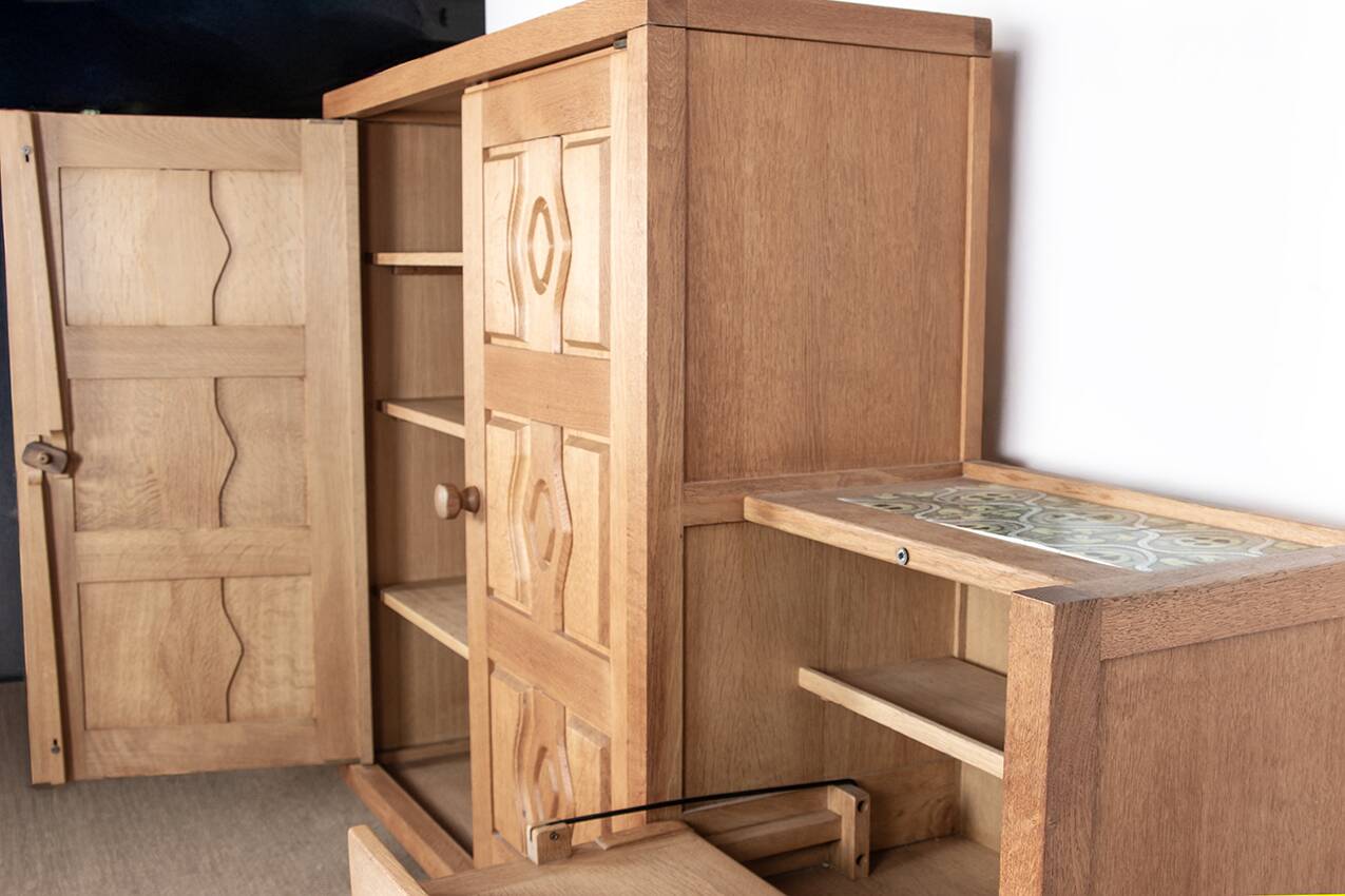 Solid oak buffet and faience, Guillerme and Chambron for your home,
