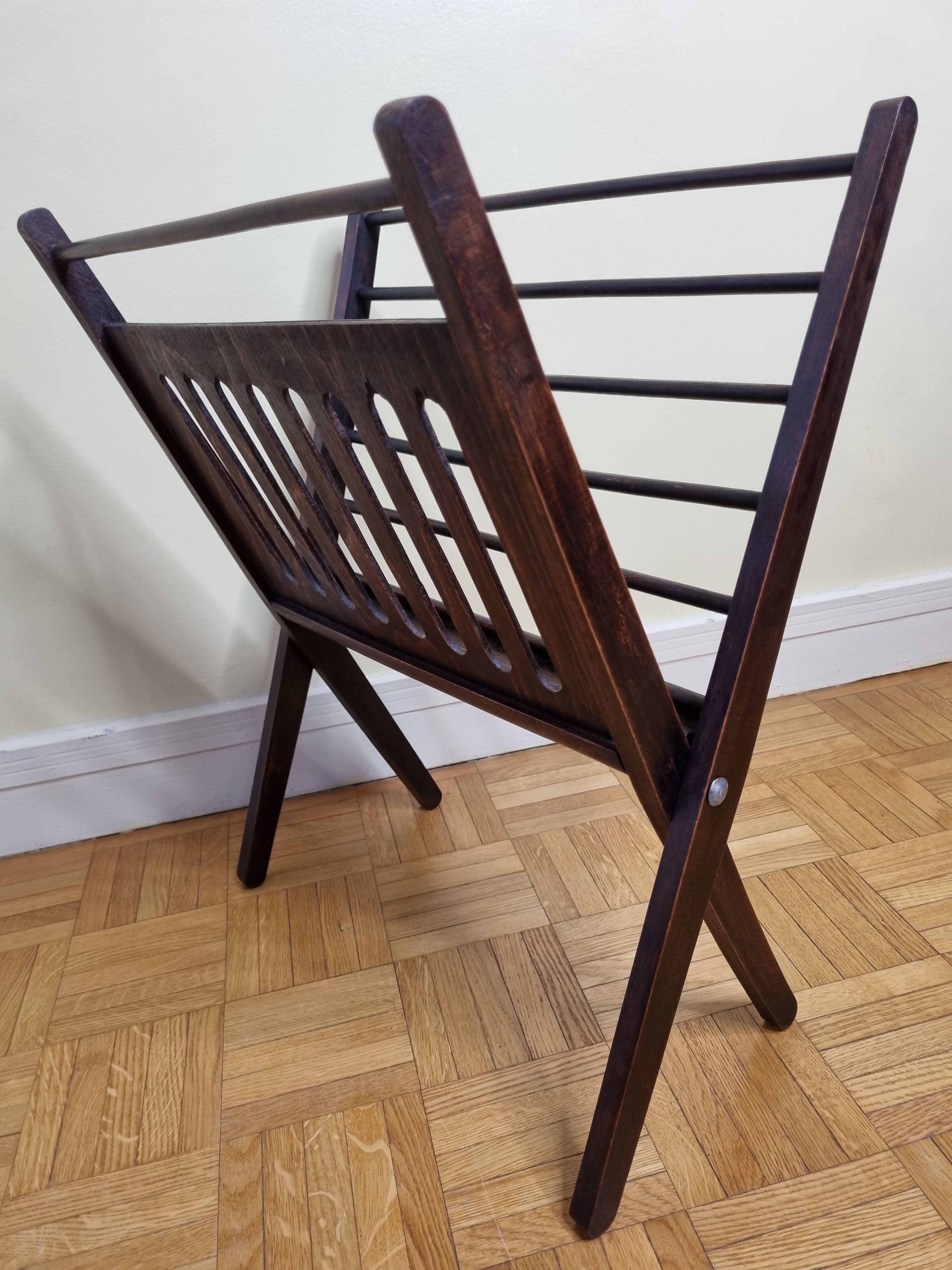 Folding teak magazine holder by Cees Braakman