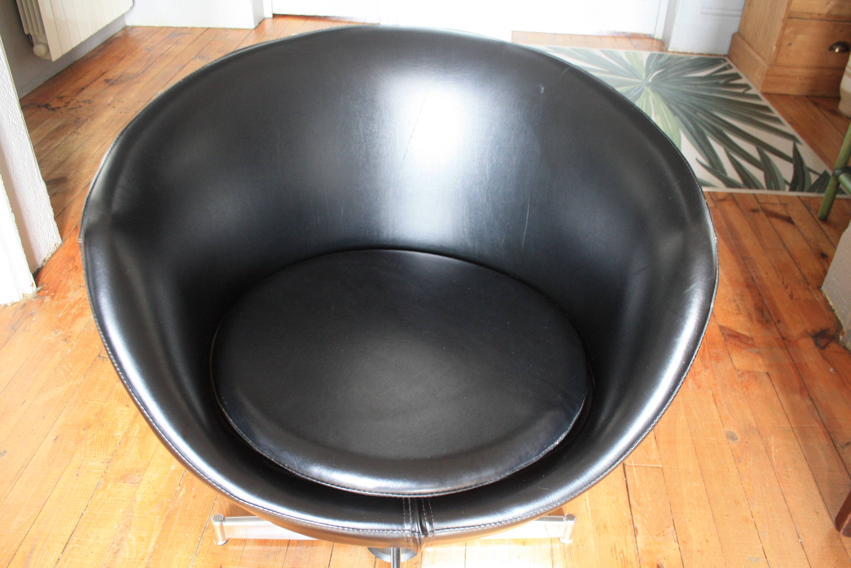 Luna armchair by Pierre Guariche for Meurop, swivel