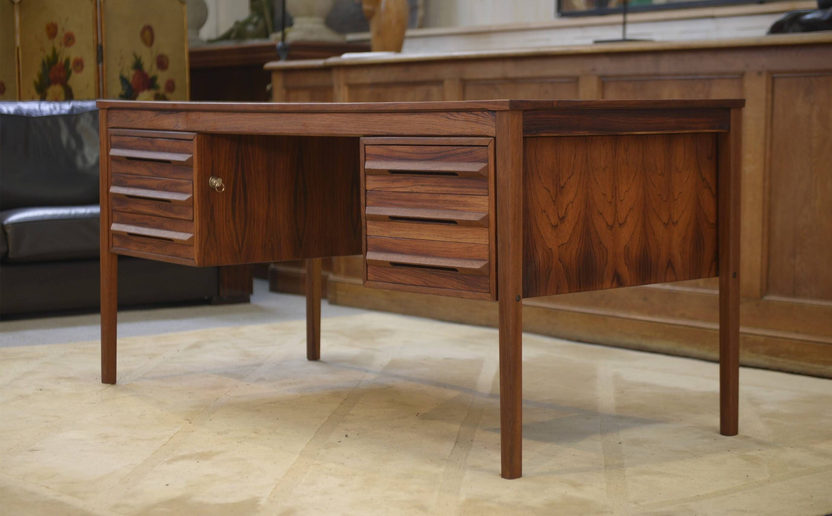 Bureau Bruksbo scandinave en palissandre attribué à Torbjorn Afdal 1960’s