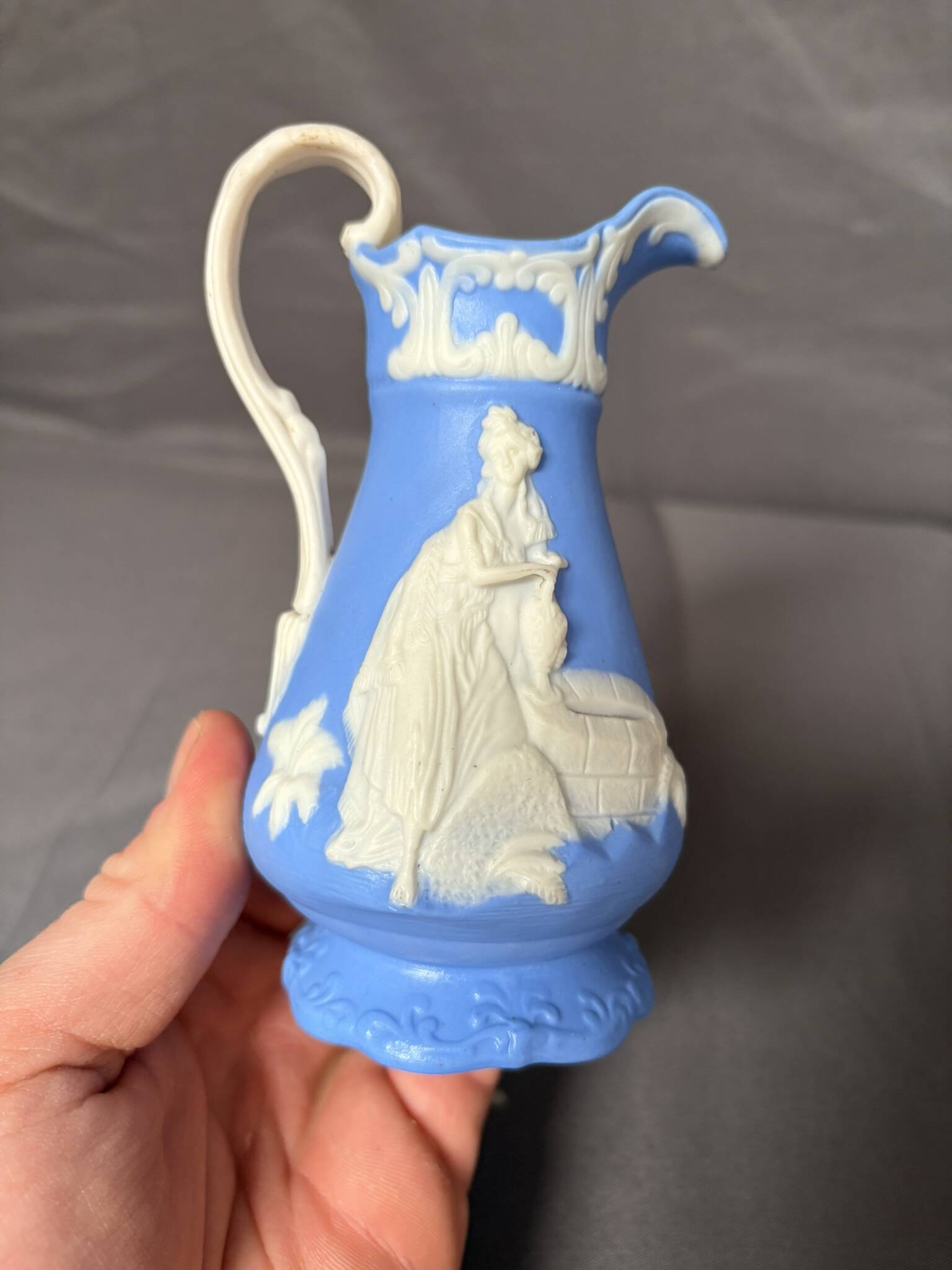 Cruche, pichet, vase en porcelaine victorienne Sam Alcock