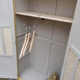 Armoire parisienne ancienne
