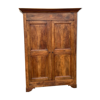 Armoire ancienne de caractère XIX eme de vallée du Rhône