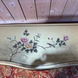 Commode en bois doré