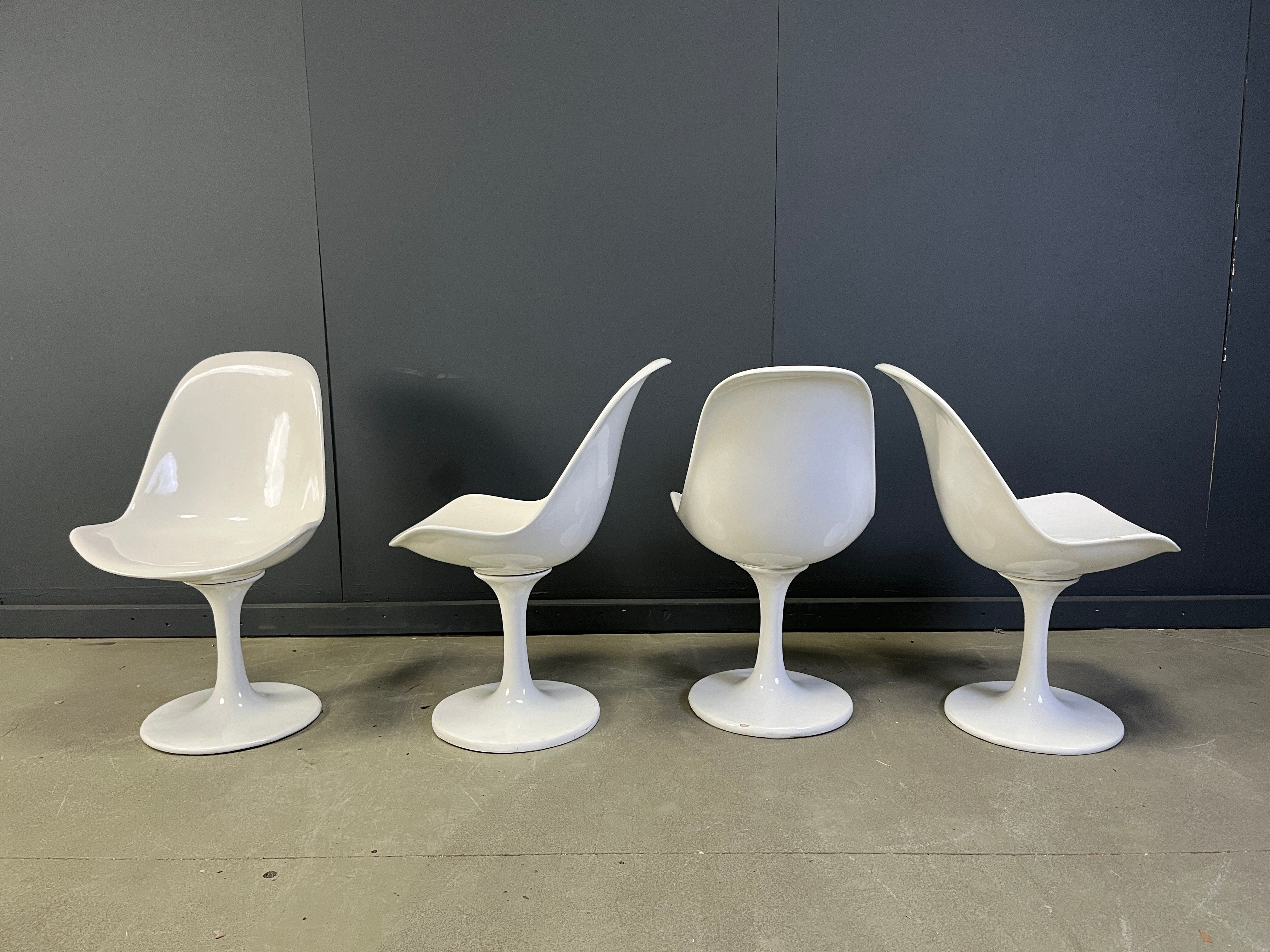 Vintage fiberglass space age tulip dining chairs, set of 4 - 1960s