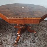 Napoleon III octagonal centre table in marquetry walnut.