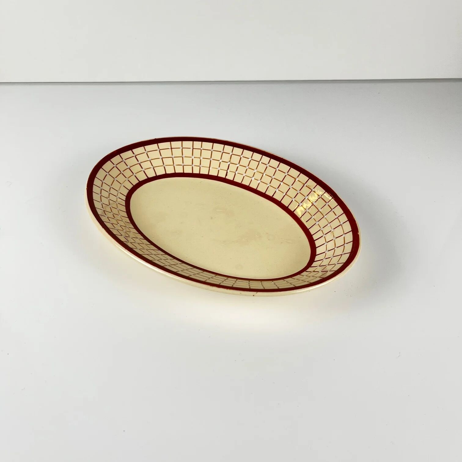 Longchamp "Colmar" model duo of dishes, geometric pattern 1930