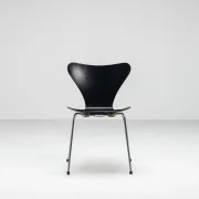 Arne Jacobsen set of eight 3107 Butterfly dining chairs Fritz Hansen Denmark 1967