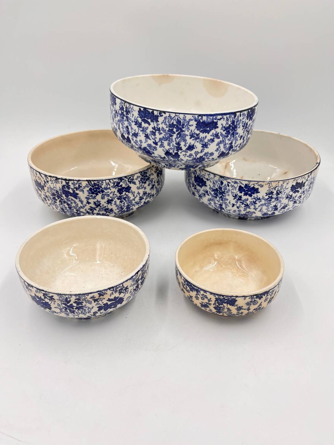 Set of 5 Nimy dishes