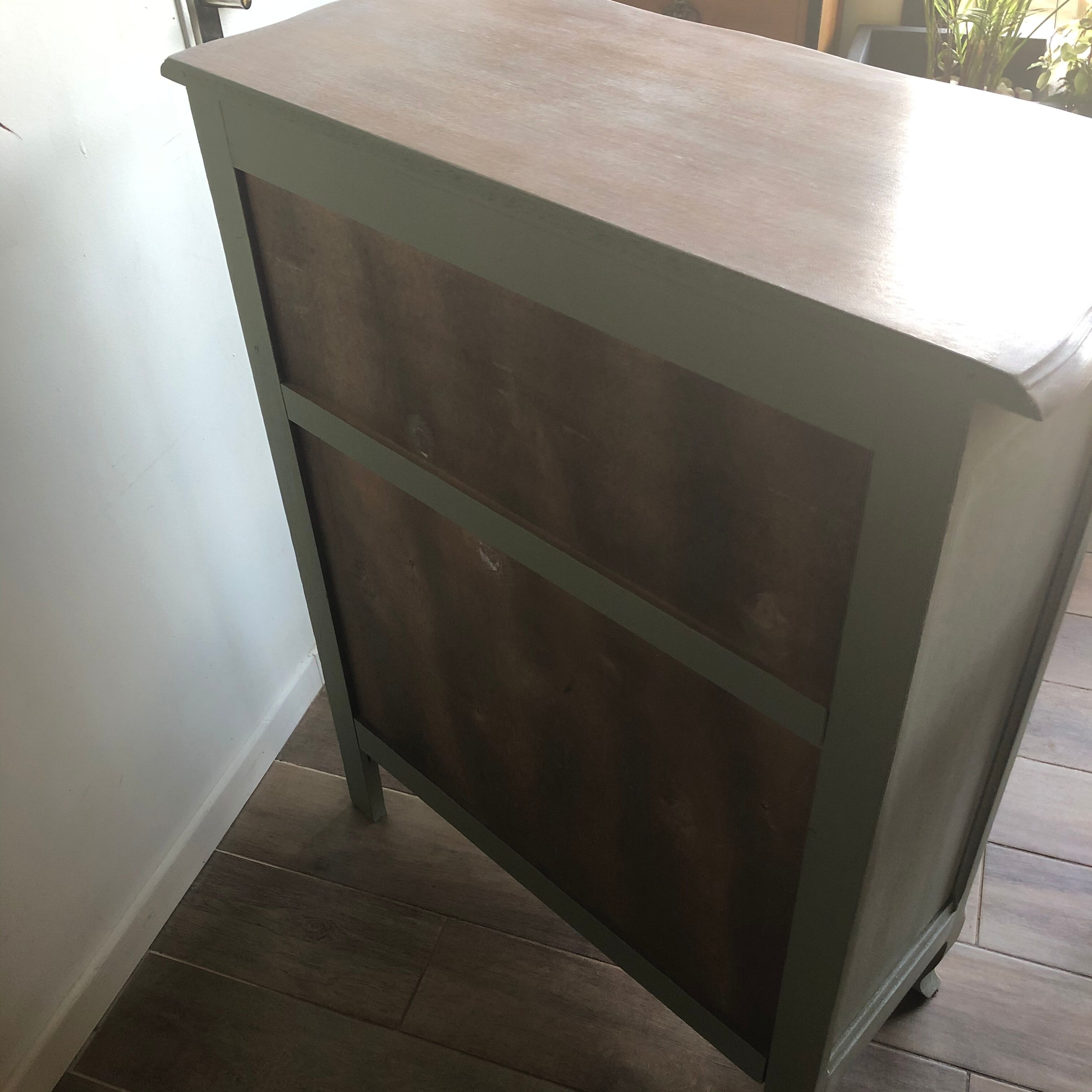 Ceruse storage furniture