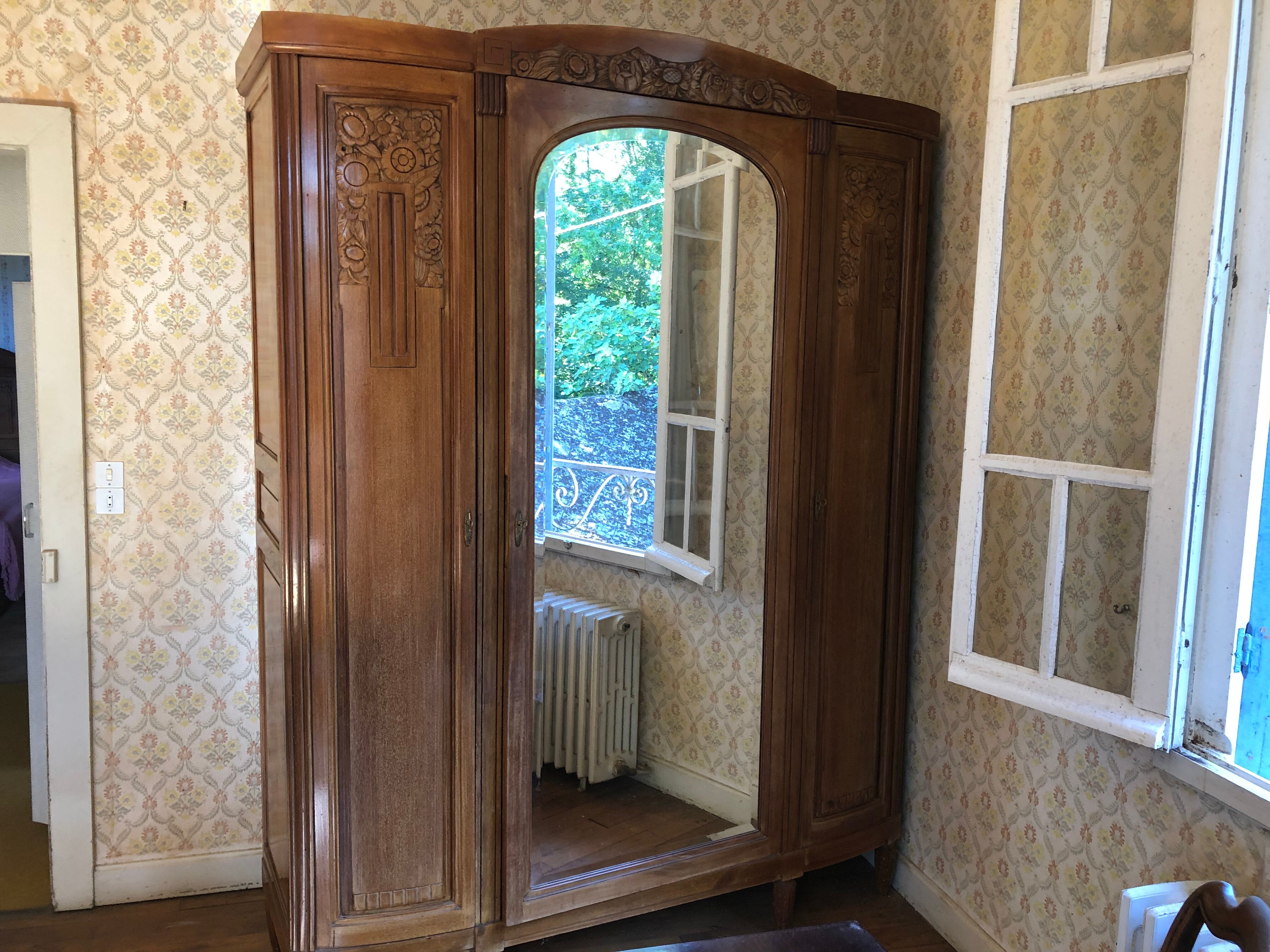 Wardrobe 1940