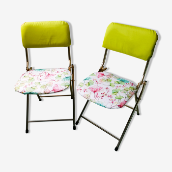 Eyrel folding chairs