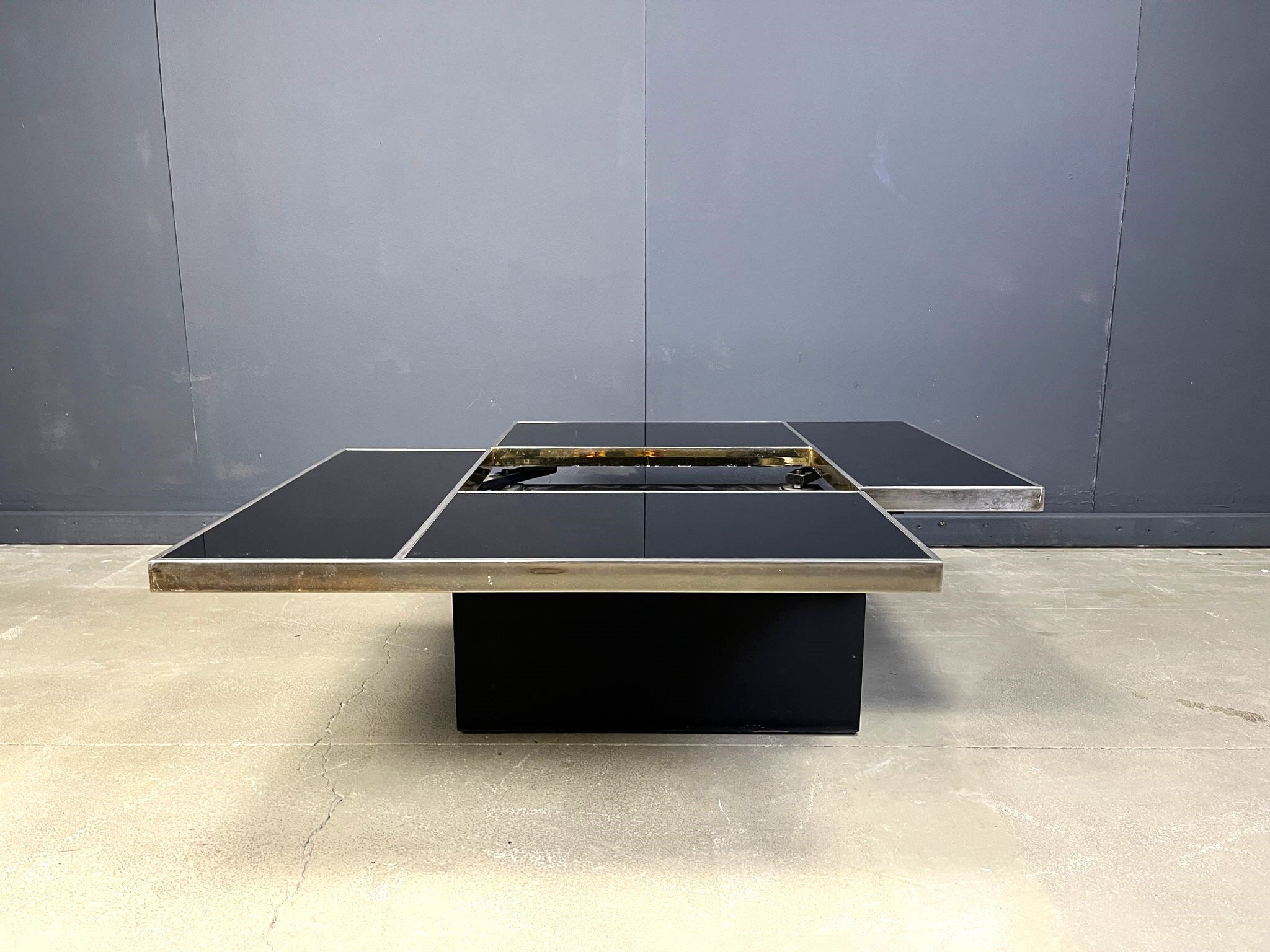 Vintage hidden bar coffee table, 1970s