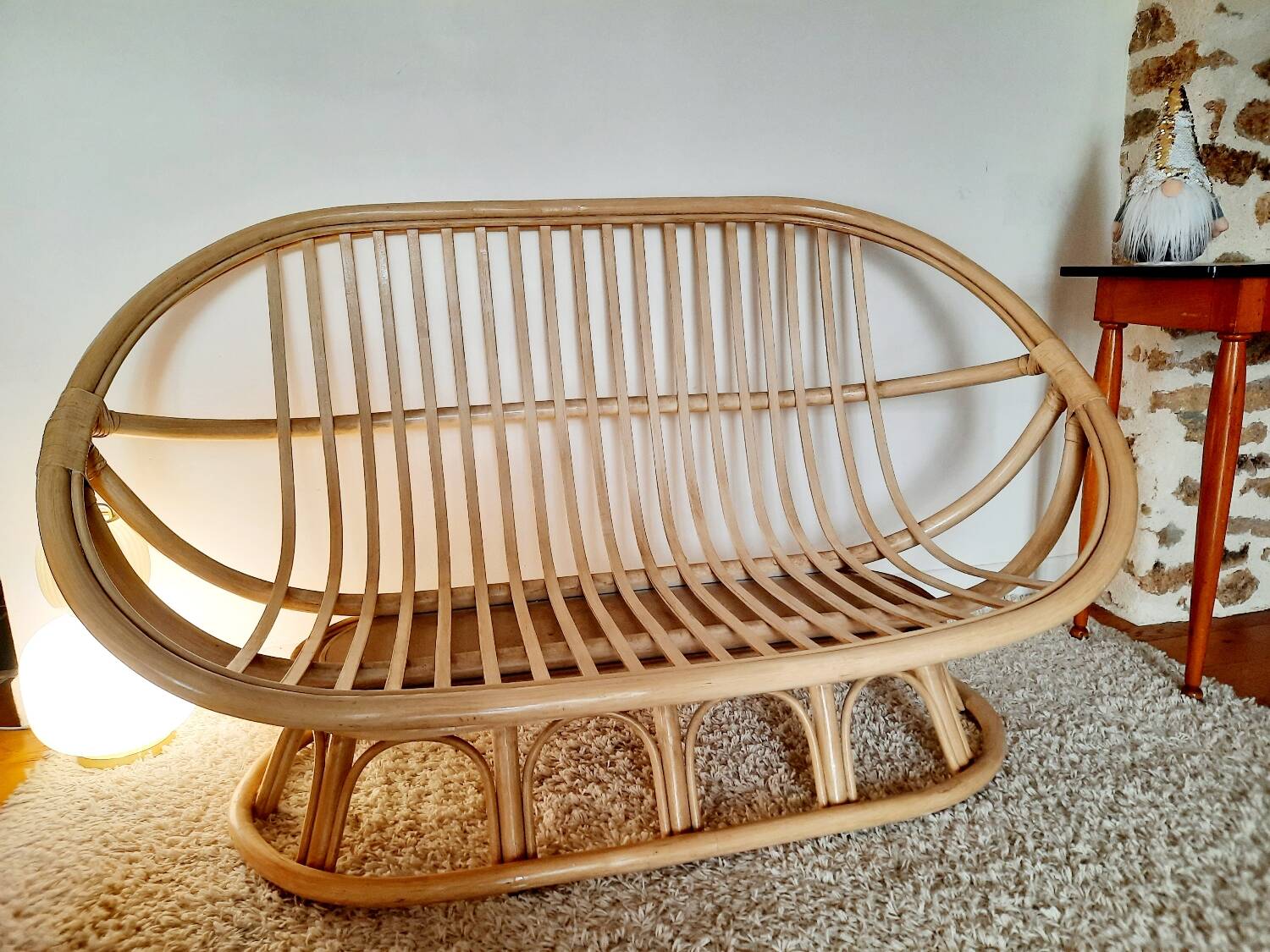 Vintage bohemian rattan canapé from the 60s and 70s.