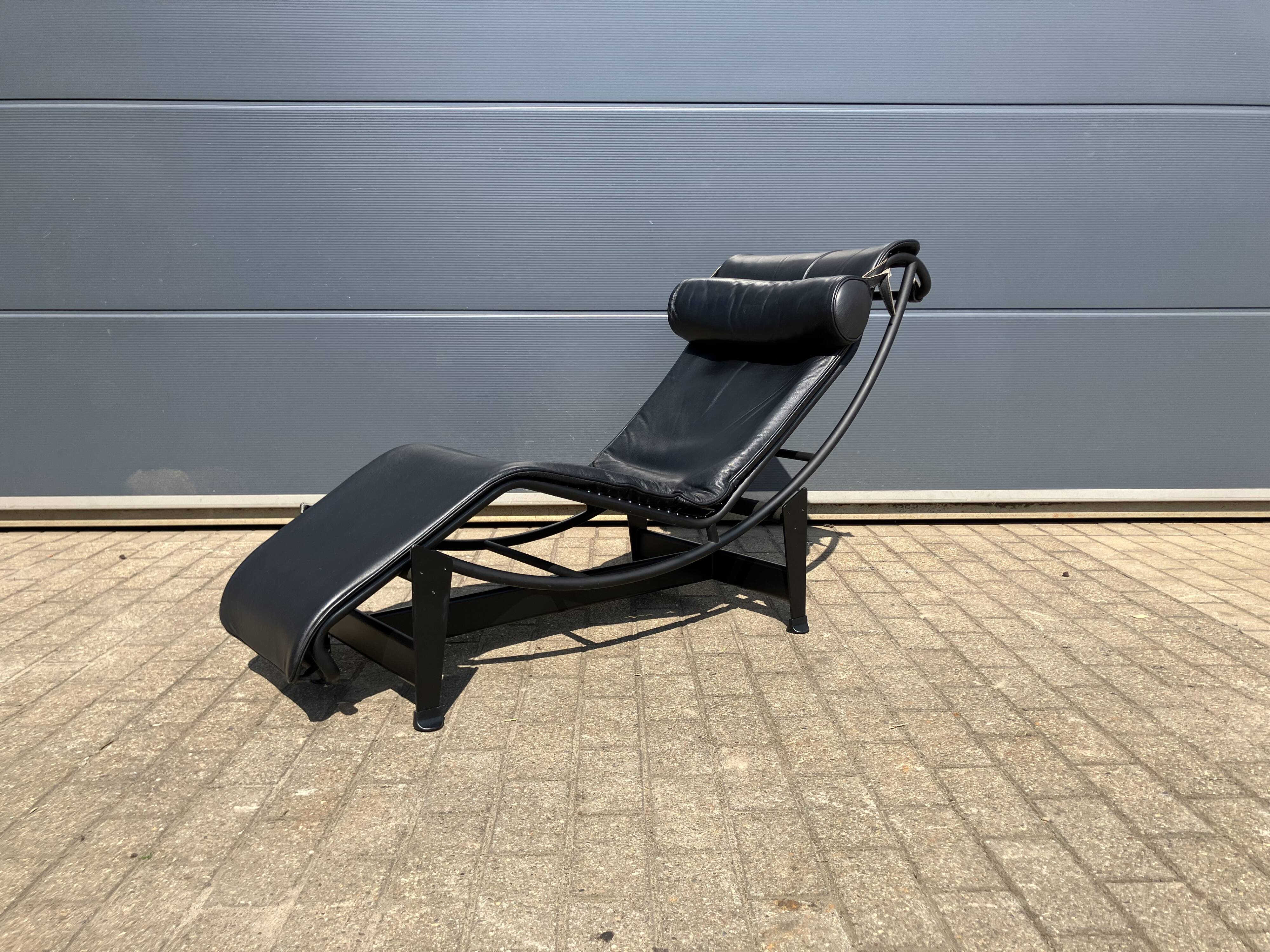 Originele Cassina Le Corbusier Lc4 Black on Black, Bijna als new!