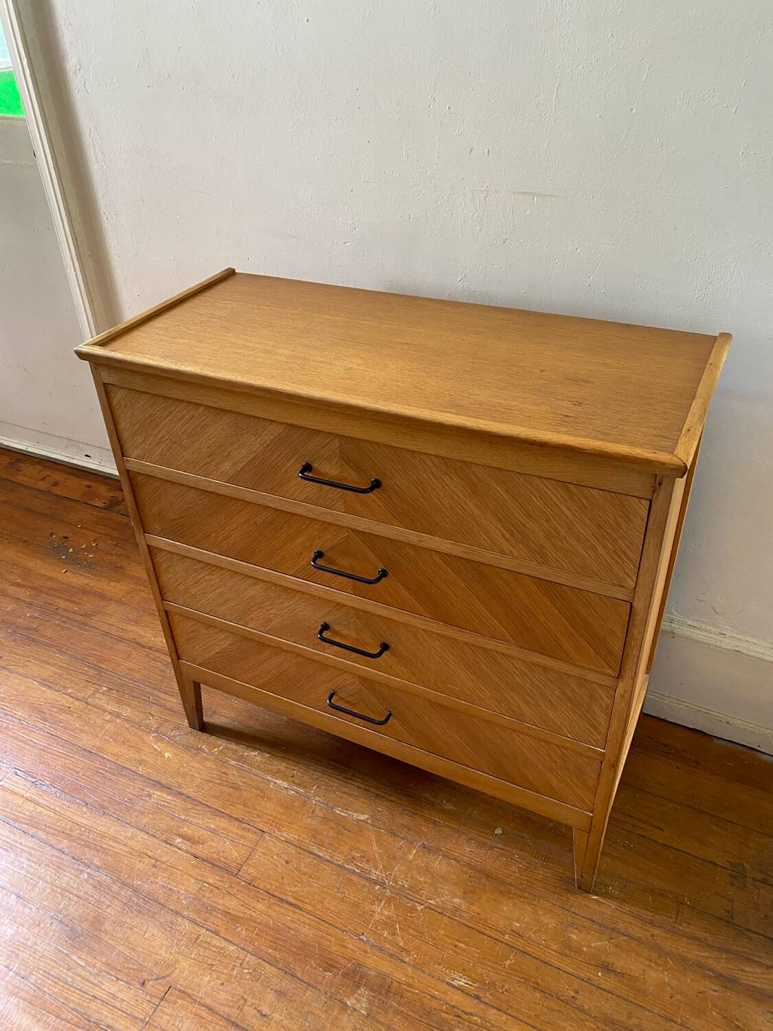 Scandinavian 4-drawer commode with vintage compass legs