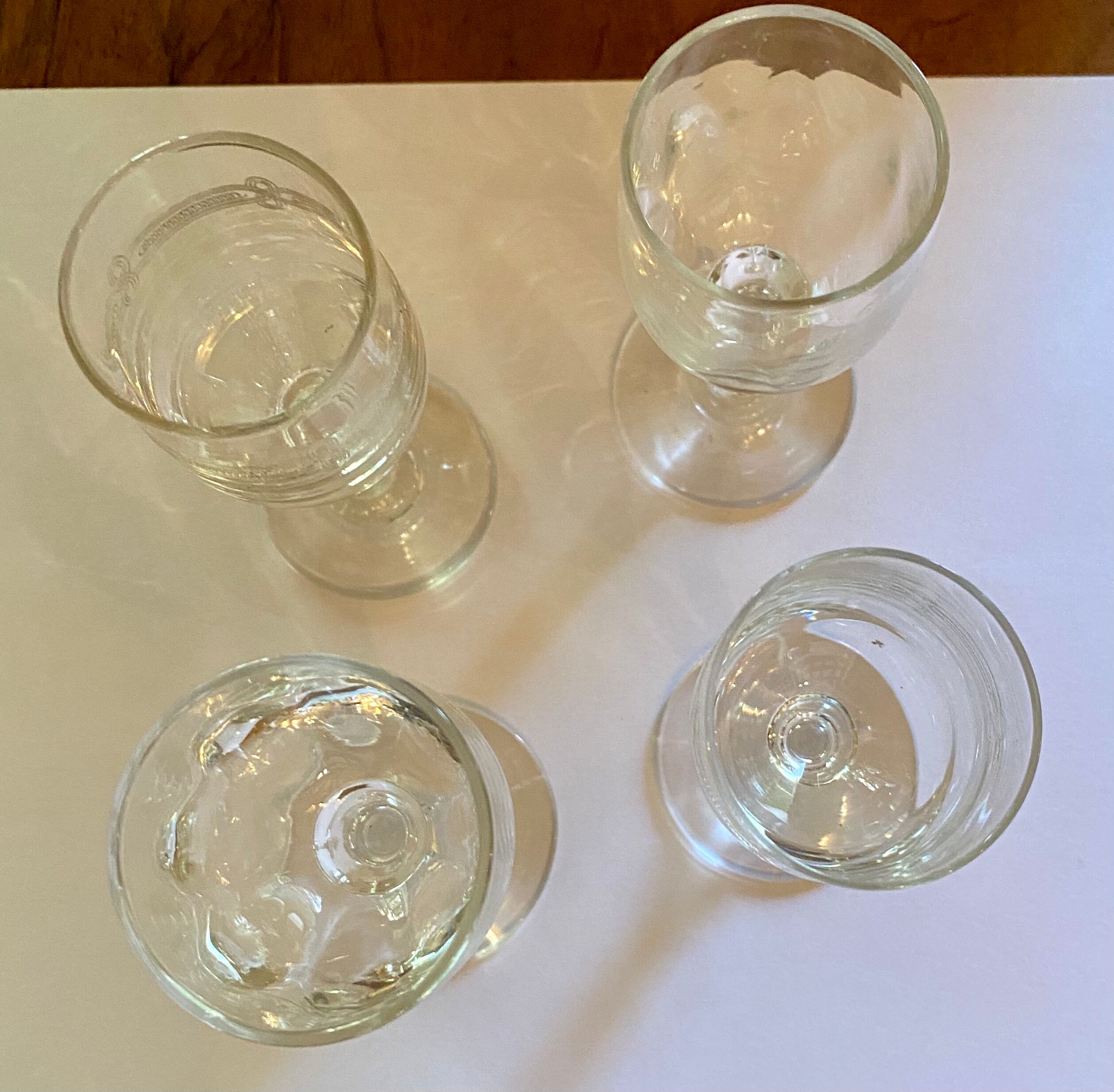 4 bistro glasses mismatched at the beginning of the XX century