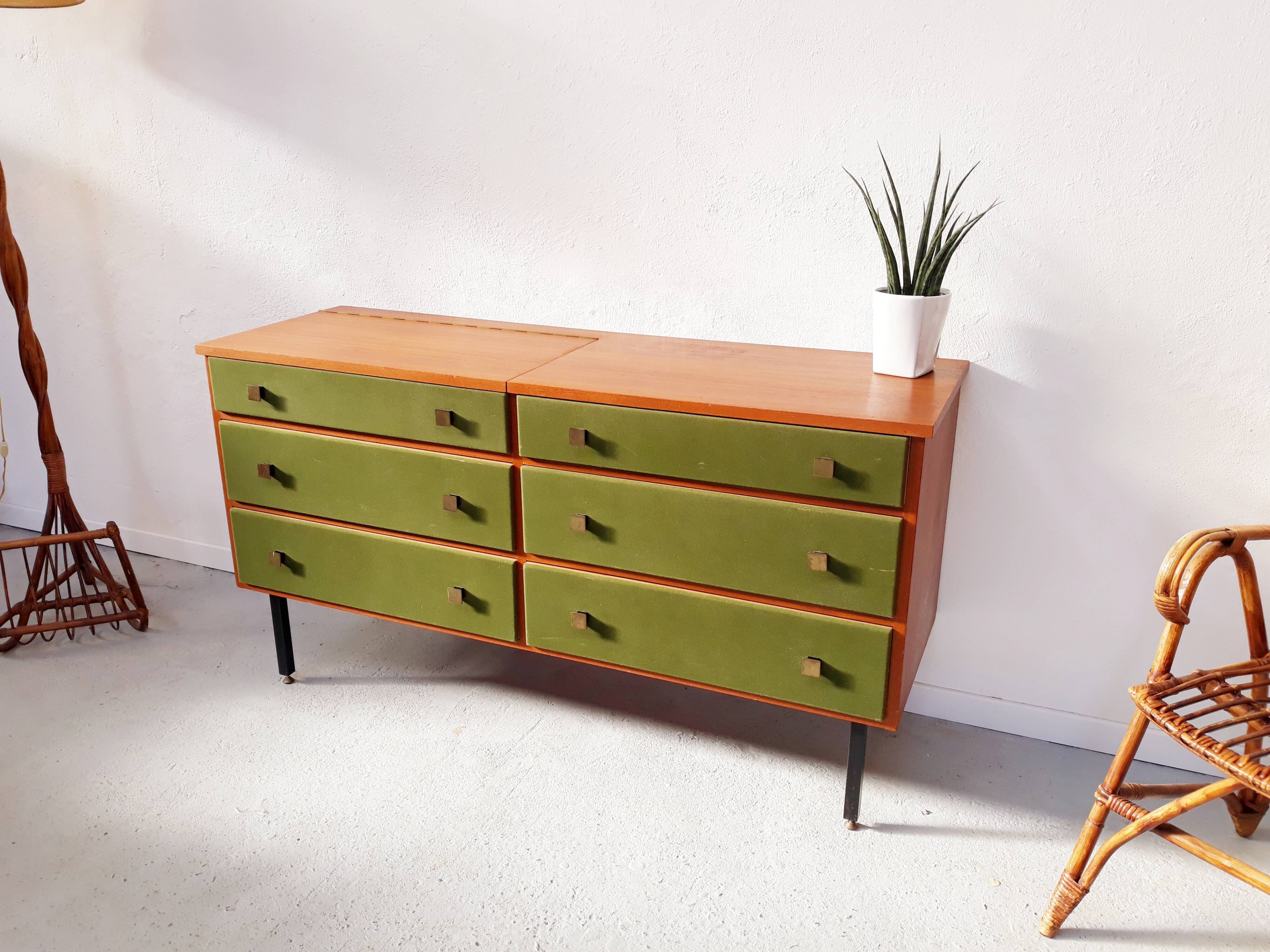 Commode coiffeuse design par Roger Landault