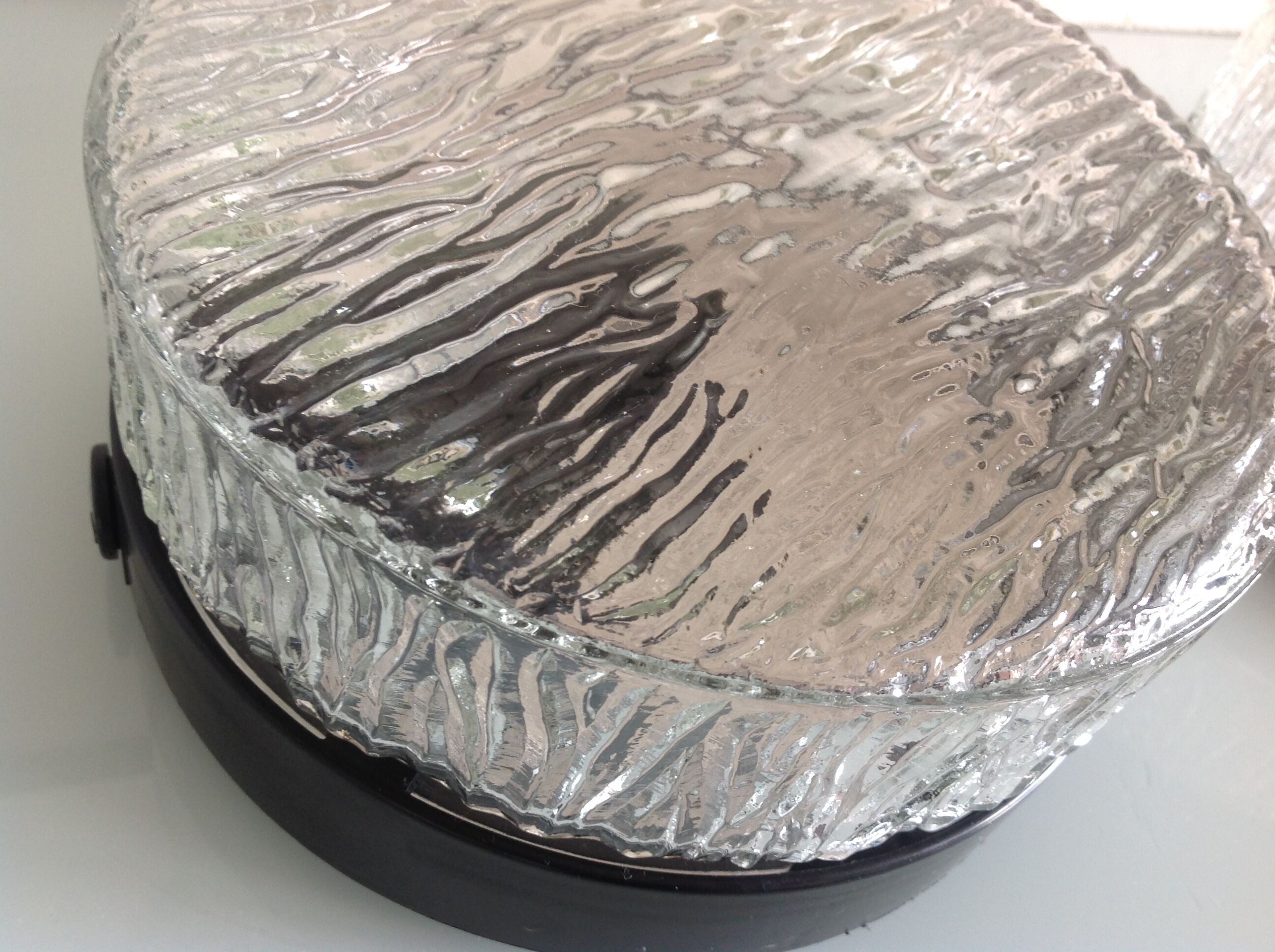 Pair of round ceiling lights in glass ice vintage 60-70s