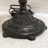 Ancienne lampe en plomb