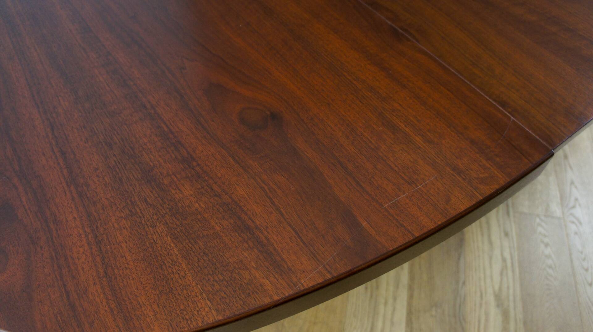 Table Ovale & Pied Central Vintage Année 1960 / 1970