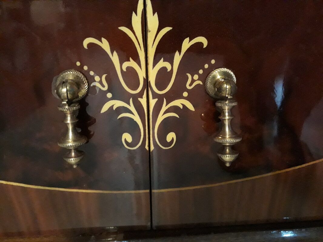 Pair bedside cabinets