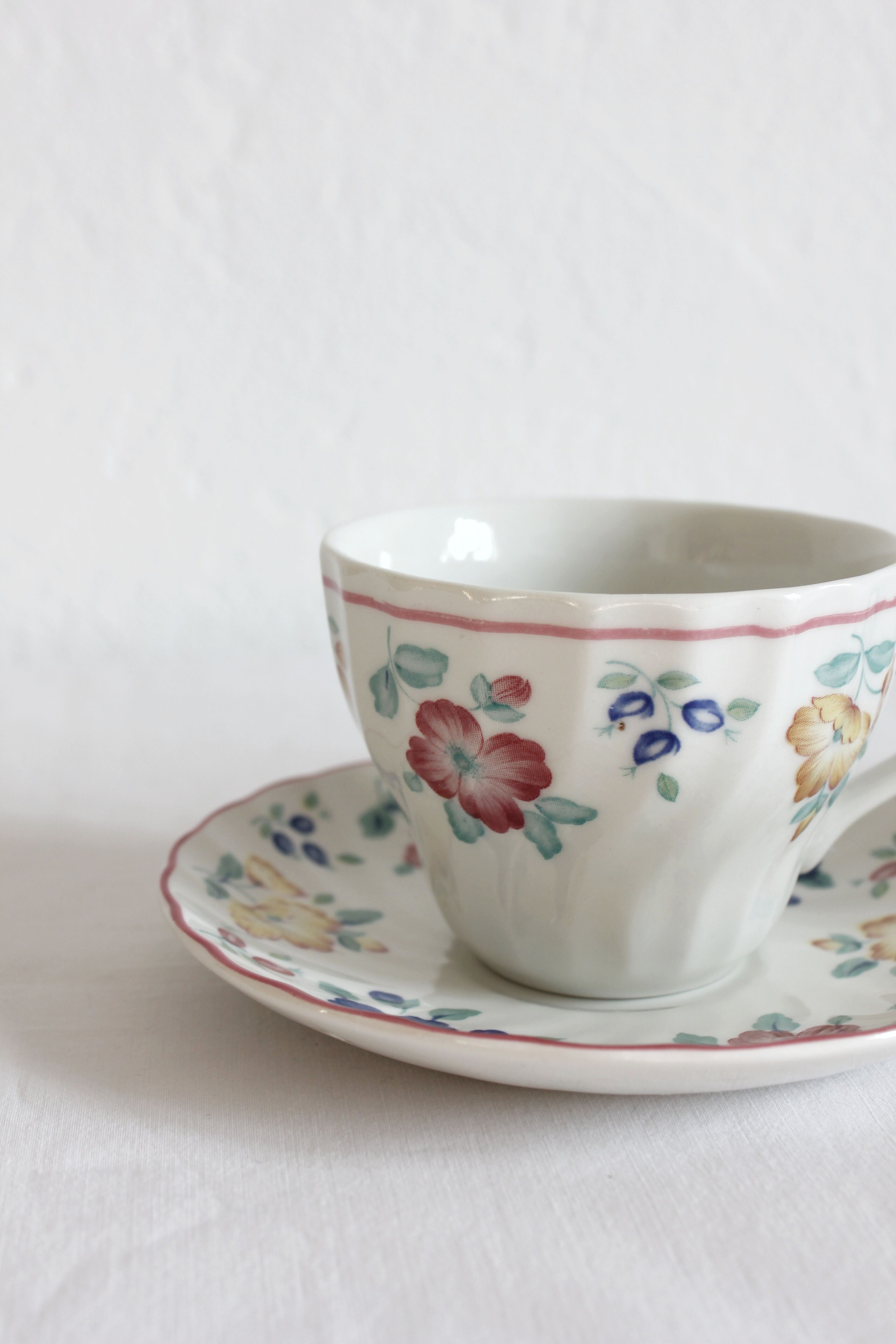 2 cups and subcups Churchill Staffordshire England