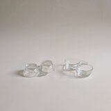 Paire de salières et poivrières en verre