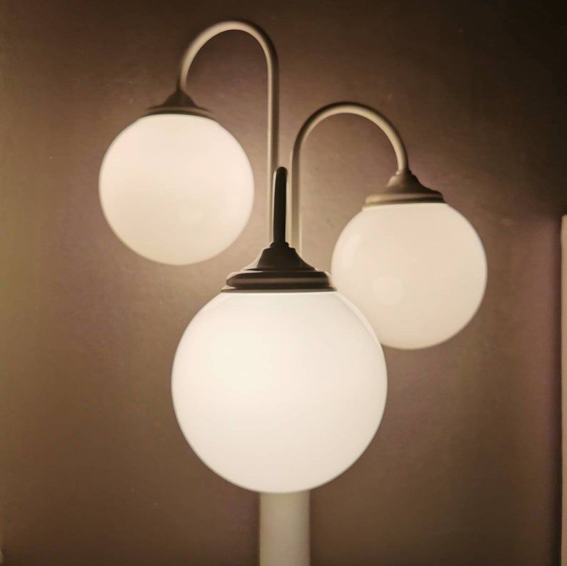 Lampe de table en métal blanc vintage avec 3 boules de lanterne, années 80