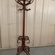 Porte-manteau perroquet en bois courbé Fischel par Alexander porte manteau patère