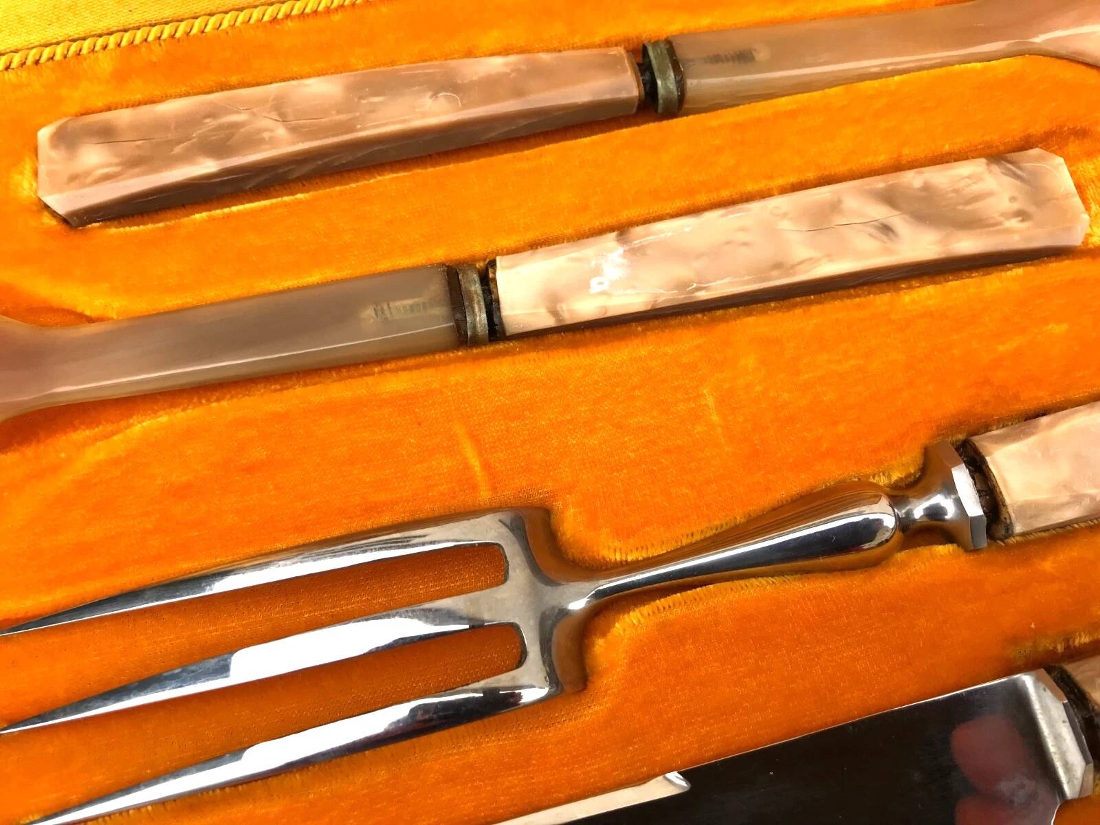 1930s Art Deco Salad Bowl/Lamb Carving Set Sauzedde Cutlery