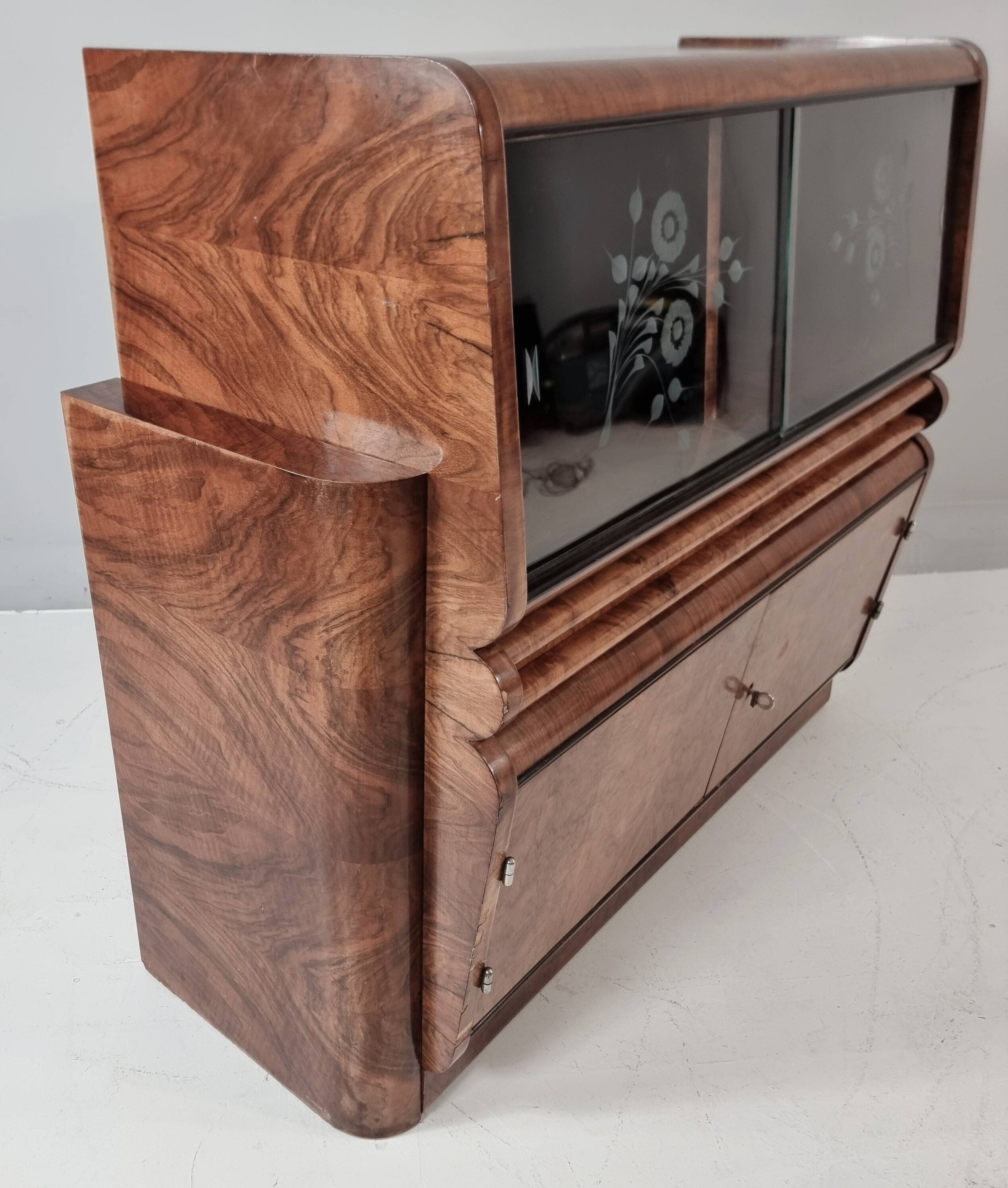 Art Deco Cabinet Bar, 1940s