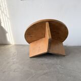 Round modernist coffee table, elm, 1950s.