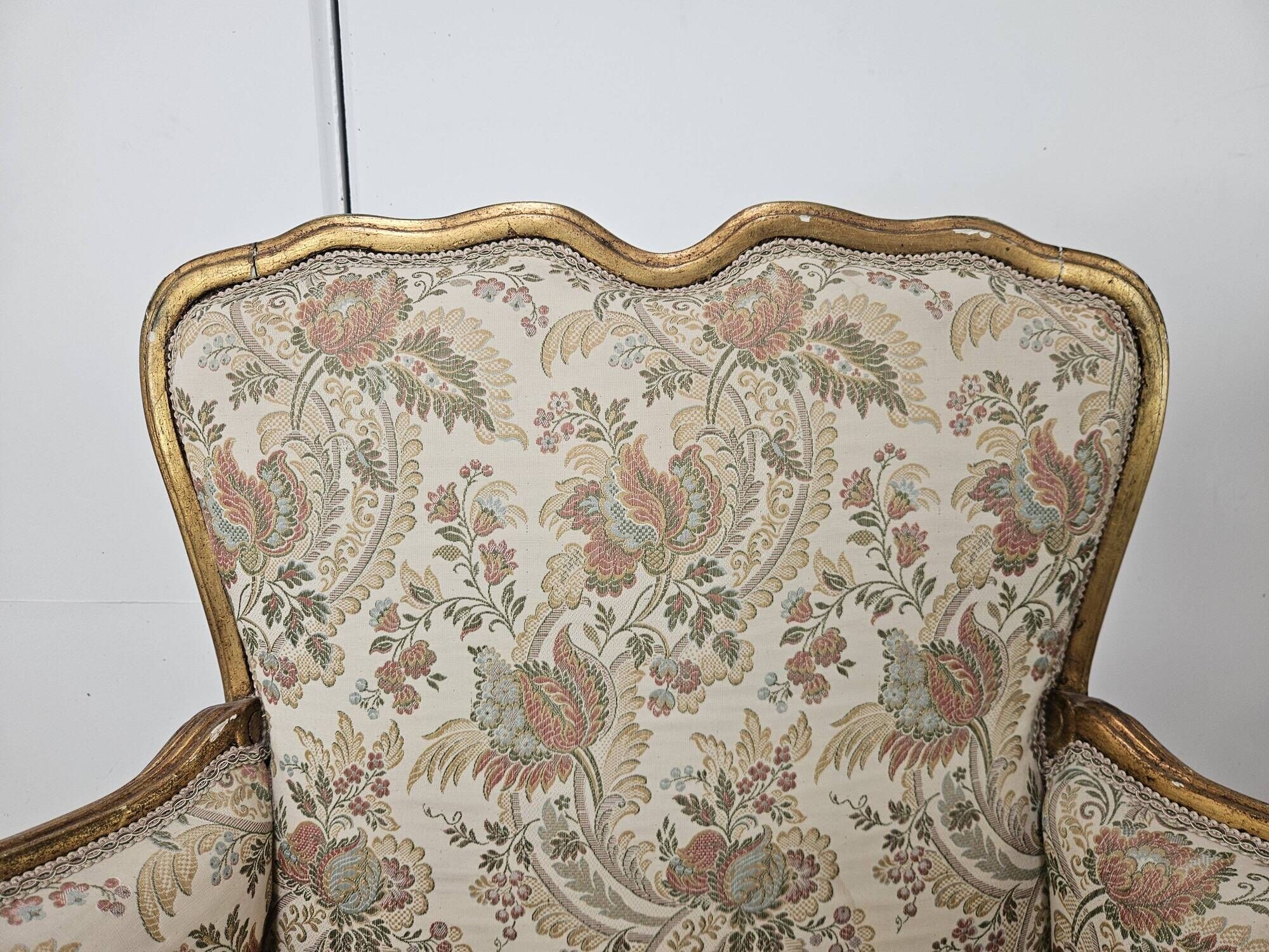 20th Century Italian Baroque Style Bergère Armchairs in Carved and Gilded W