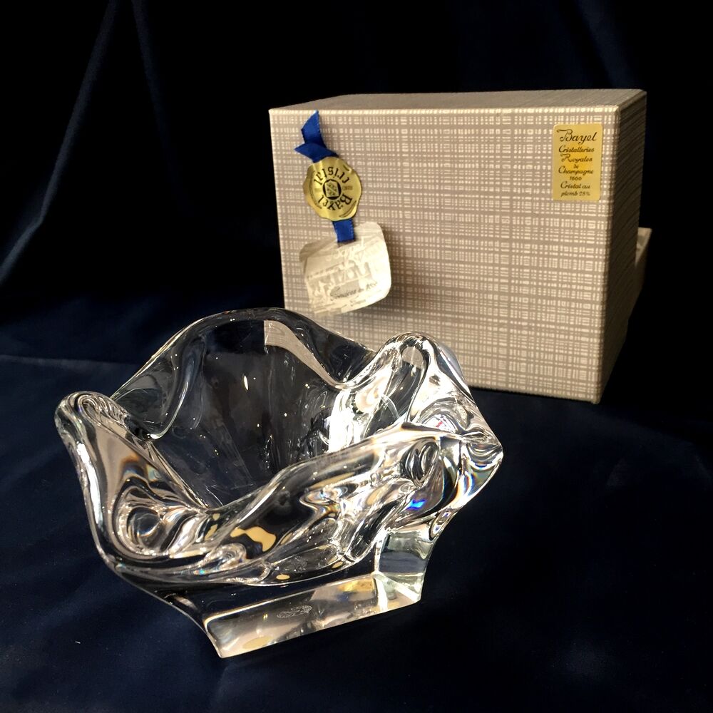 New bayel crystal pocket ashtray