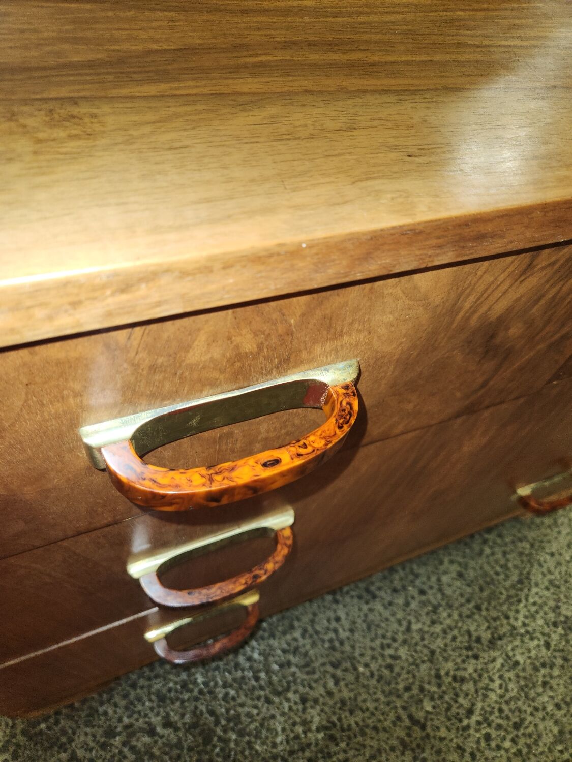Walnut art deco chest of drawers