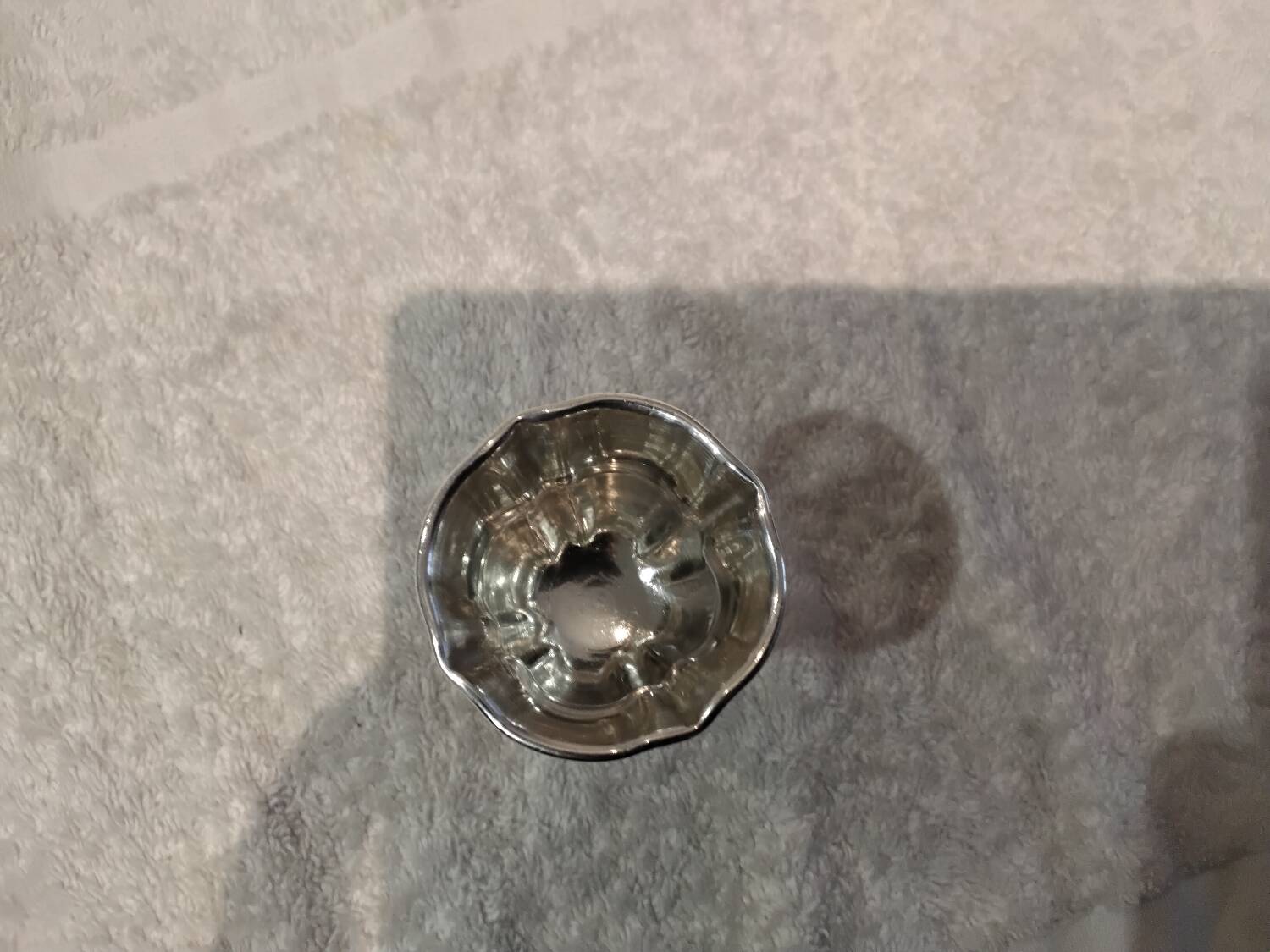 Silver 950 Minerva polylobe egg cup, Doyen silversmith