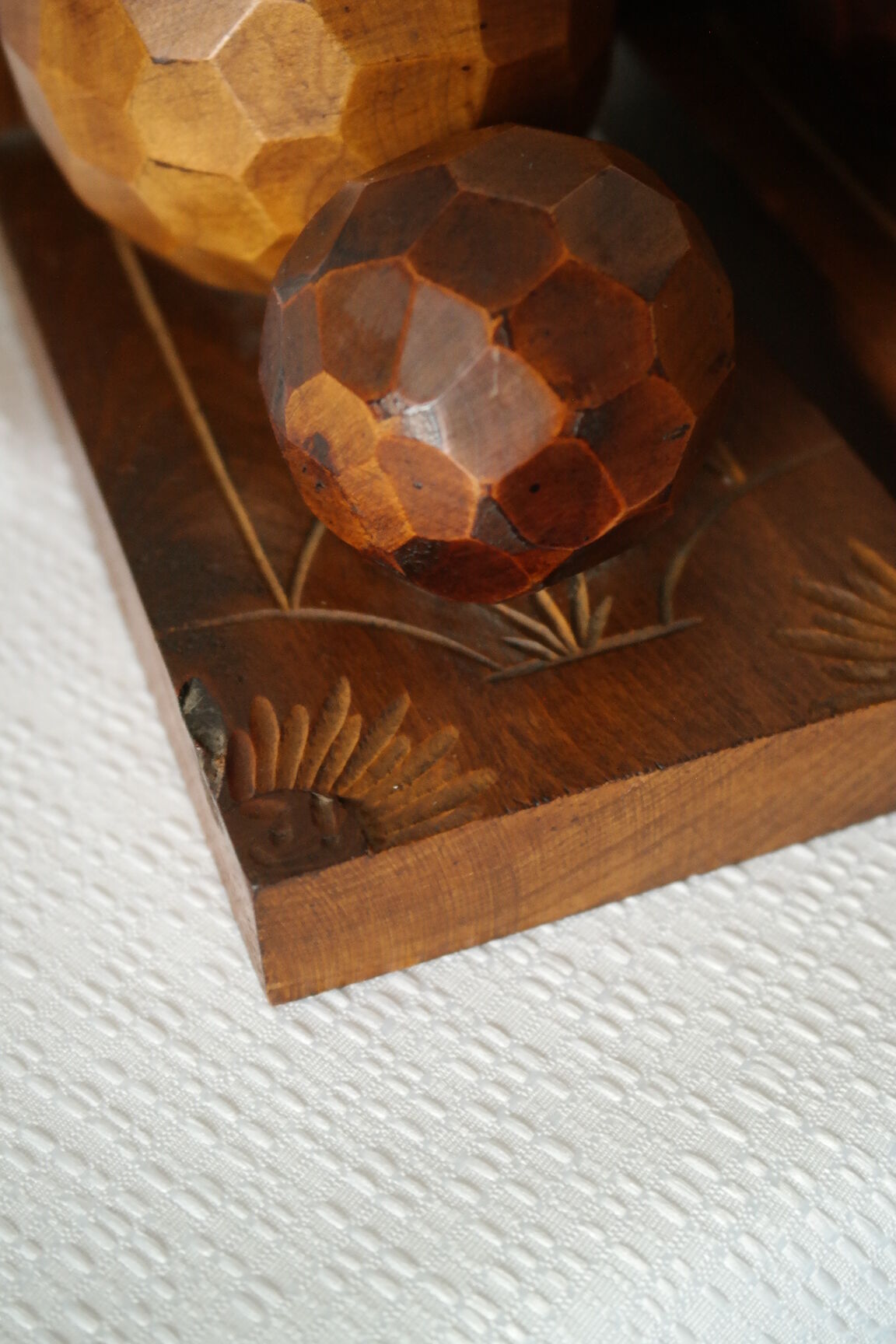 Art Deco bookends in wood faceted balls