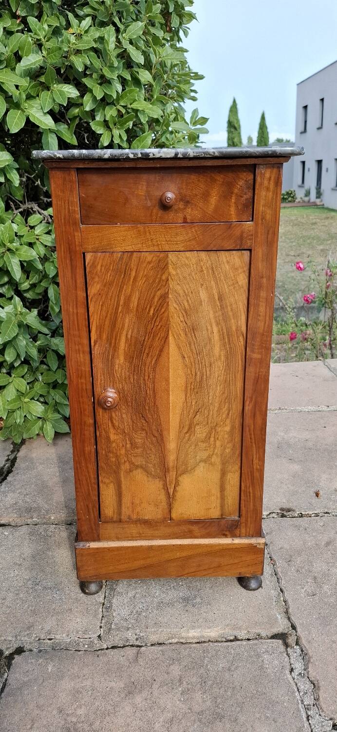 Table de chevet noyer