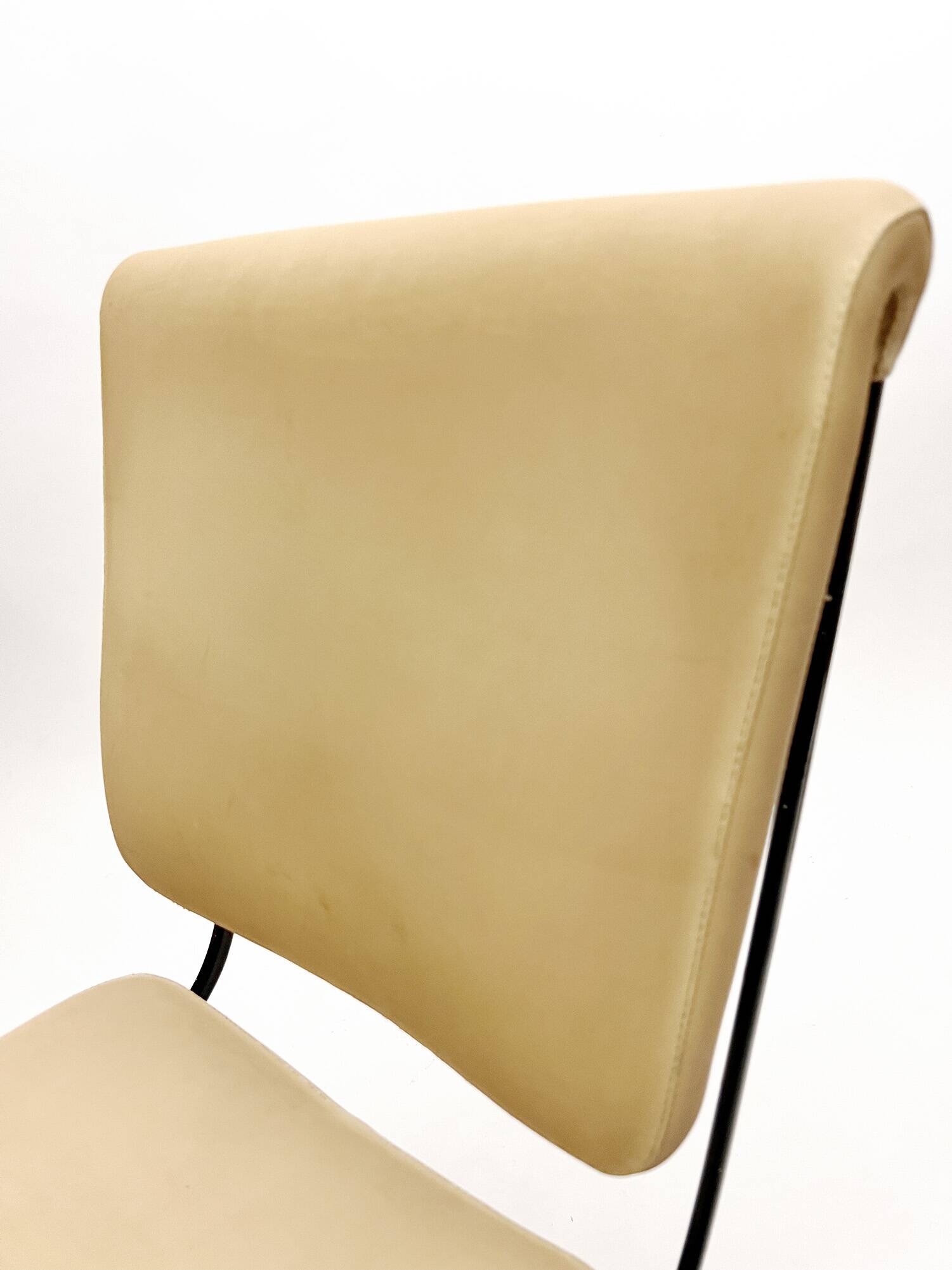 Paire de chaises mod. Du 24 design Gastone Rinaldi pour Rima 1956