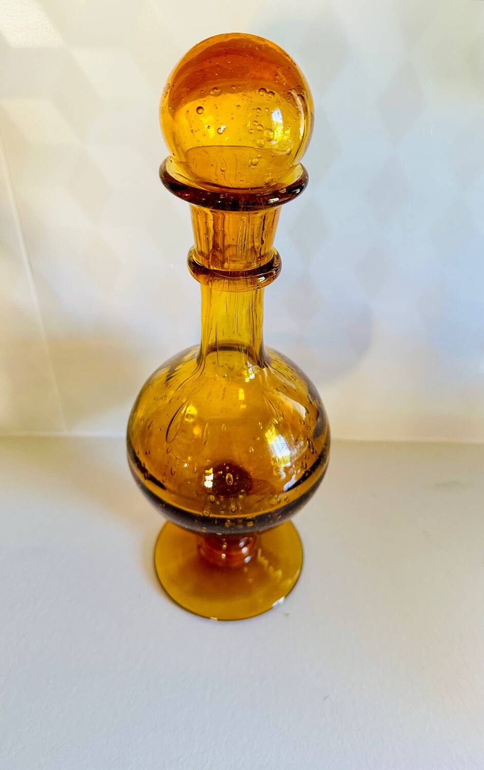 Biot carafe vintage bubbled glass